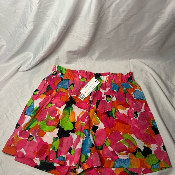 Sanctuary Multicolor Abstract High Waist Shorts - Picture 1 of 6